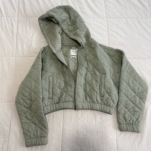 Cropped jacket with hoodie